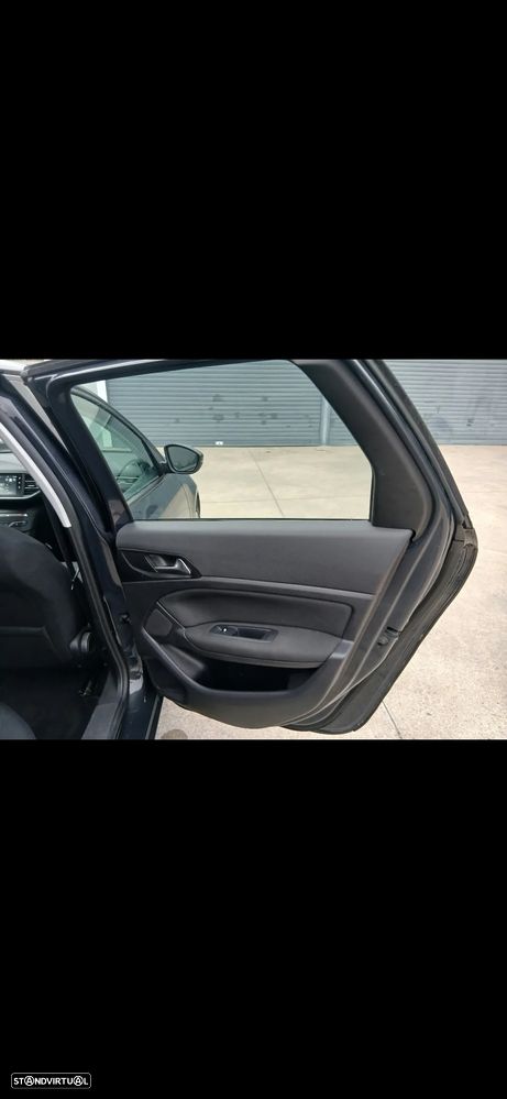 Peugeot 308 SW - 31