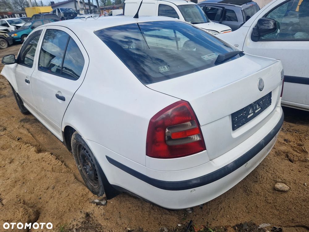 Skoda Octavia II F9E maska pokrywa silnika klapa bagażnika zderzak lampa reflektor pas przedni stop lampy - 3