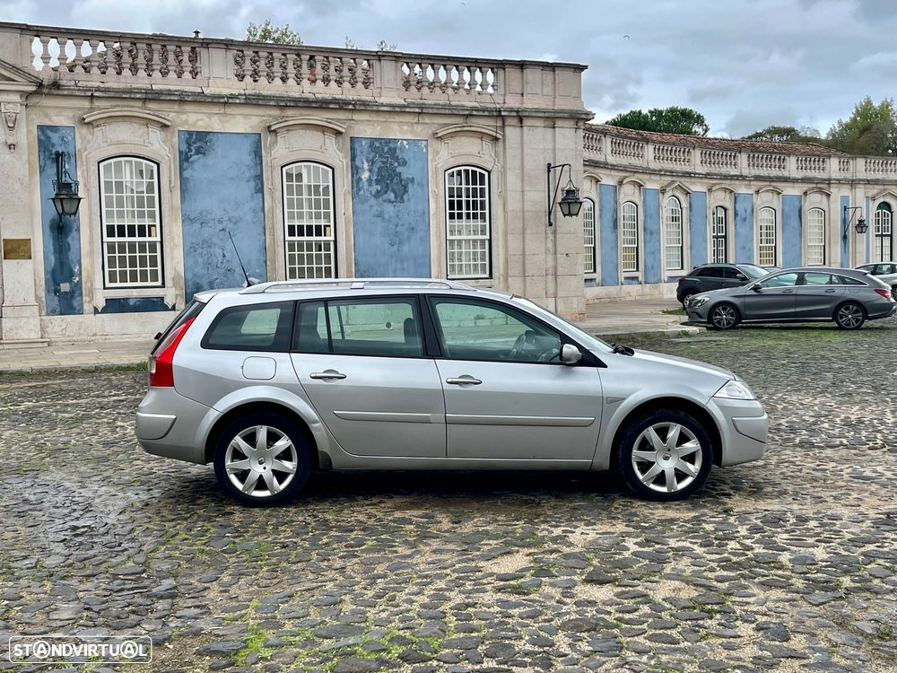 Renault Mégane Break 1.5 dCi Dynamique - 4