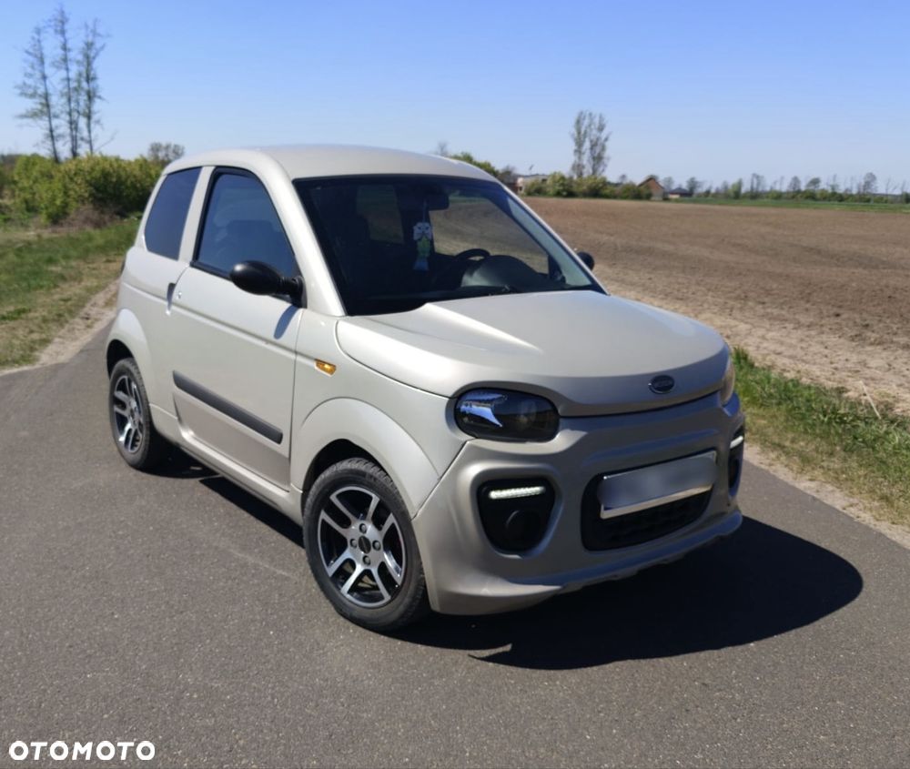 Microcar M.GO - 1