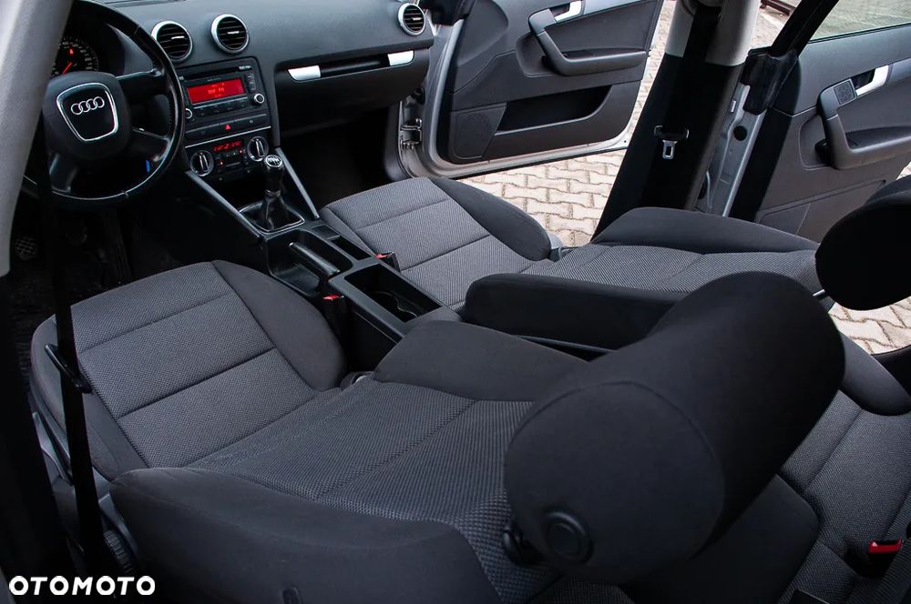 Audi A3 Sportback - 12