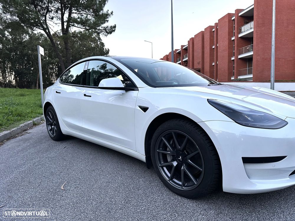 Tesla Model 3 Standard Range Plus RWD - 4