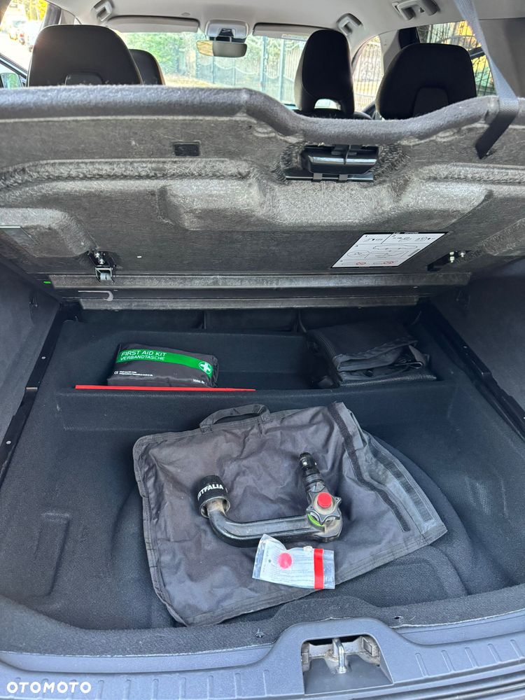 Volvo XC 60 D3 Drive-E Momentum - 12