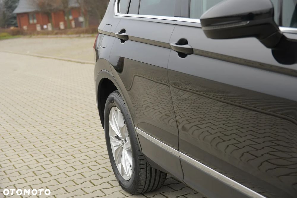 Volkswagen Tiguan - 11