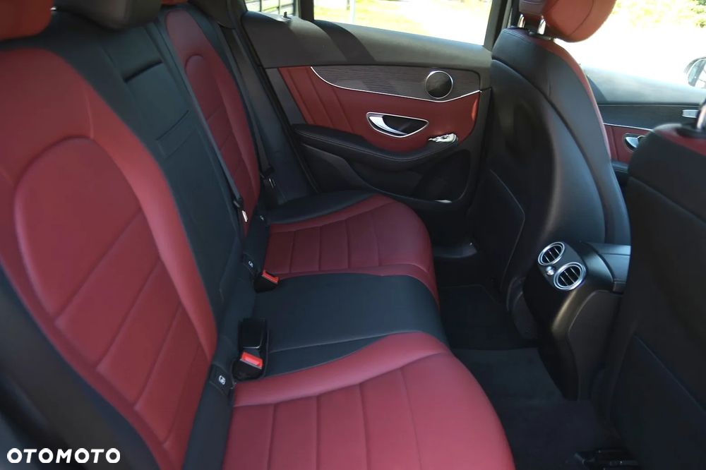 Mercedes-Benz GLC 220 d 4Matic 9G-TRONIC - 20