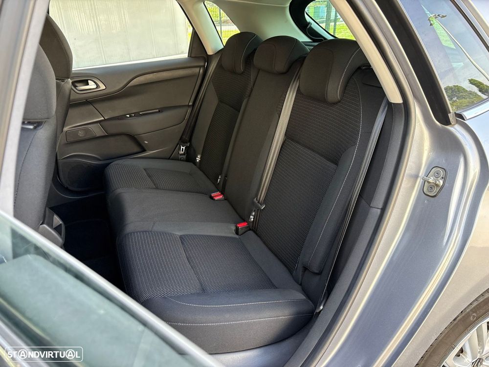 Citroën C4 1.2 PureTech Live - 8