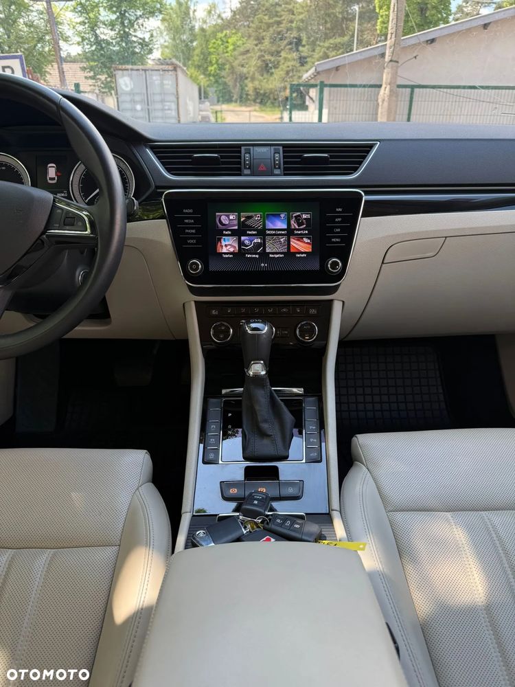 Skoda Superb 2.0 TDI L&K DSG - 5