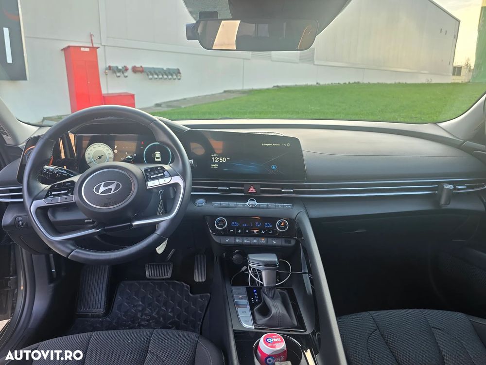 Hyundai Elantra 1.6 l 123 CP CVT Highway - 9