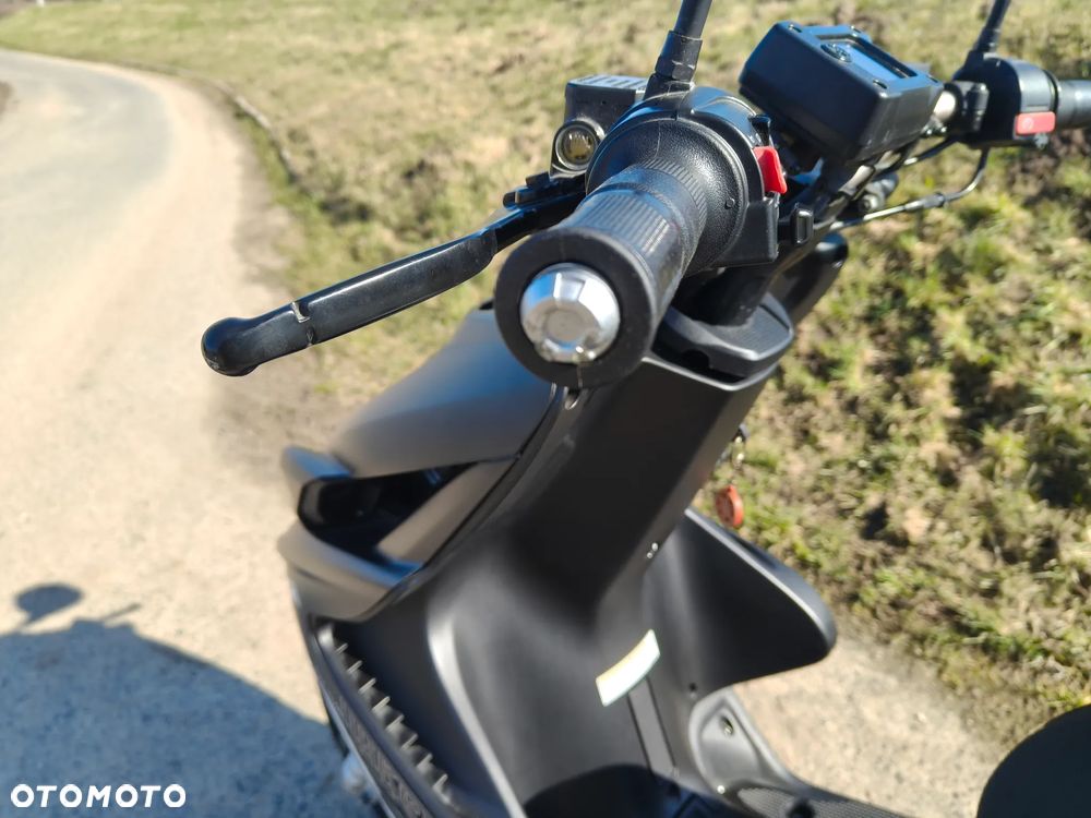 Yamaha Aerox - 11