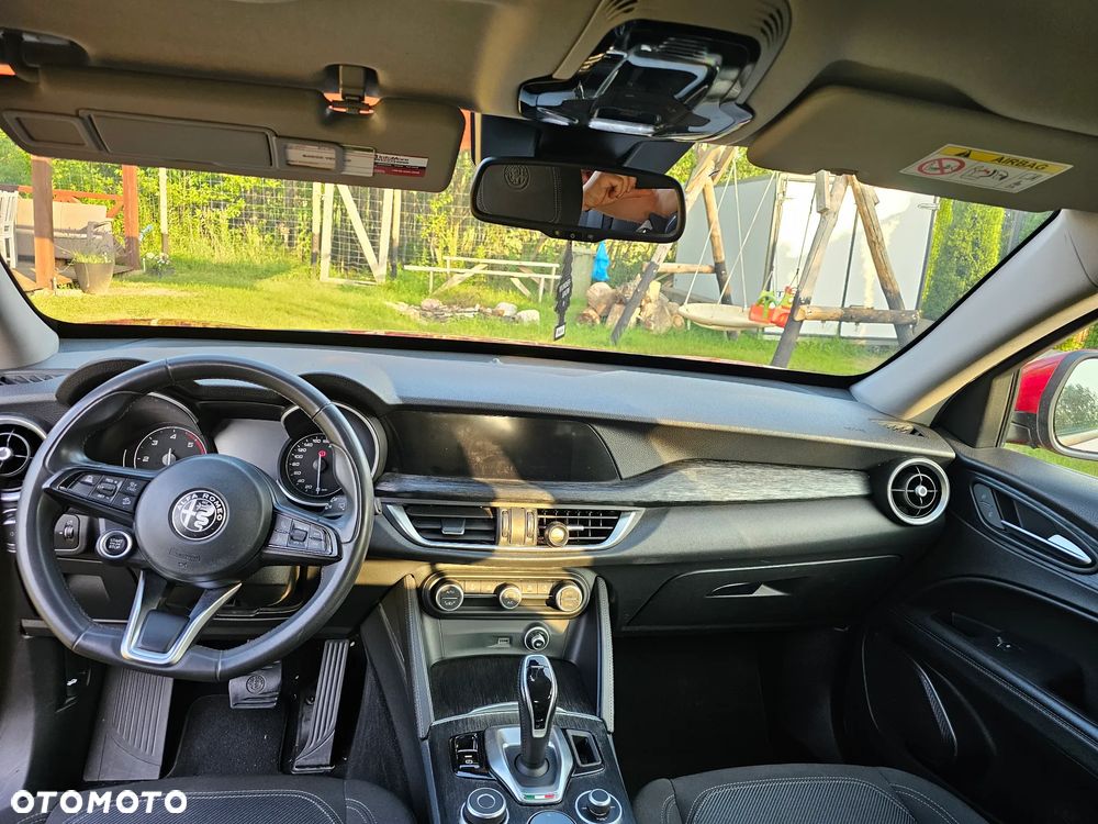 Alfa Romeo Stelvio 2.2 16V AT8 Q4 Business - 8