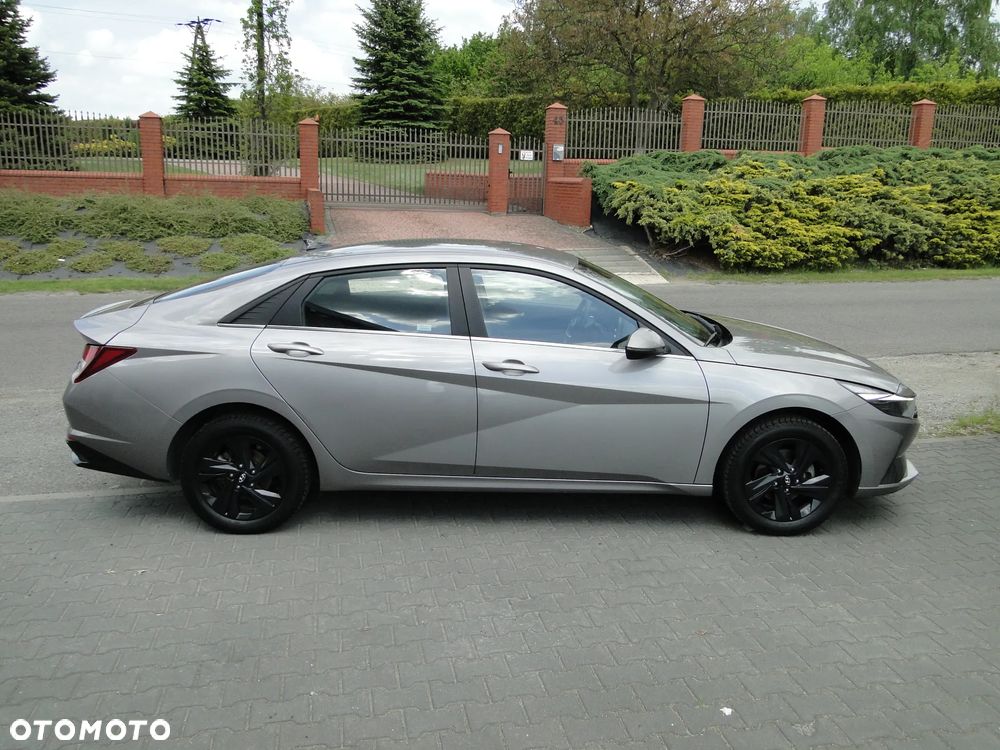 Hyundai Elantra 1.6 Smart - 4