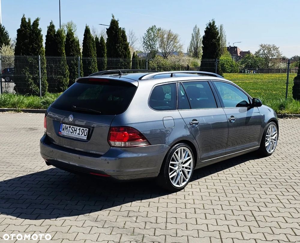 Volkswagen Golf 1.6 TDI Comfortline - 11