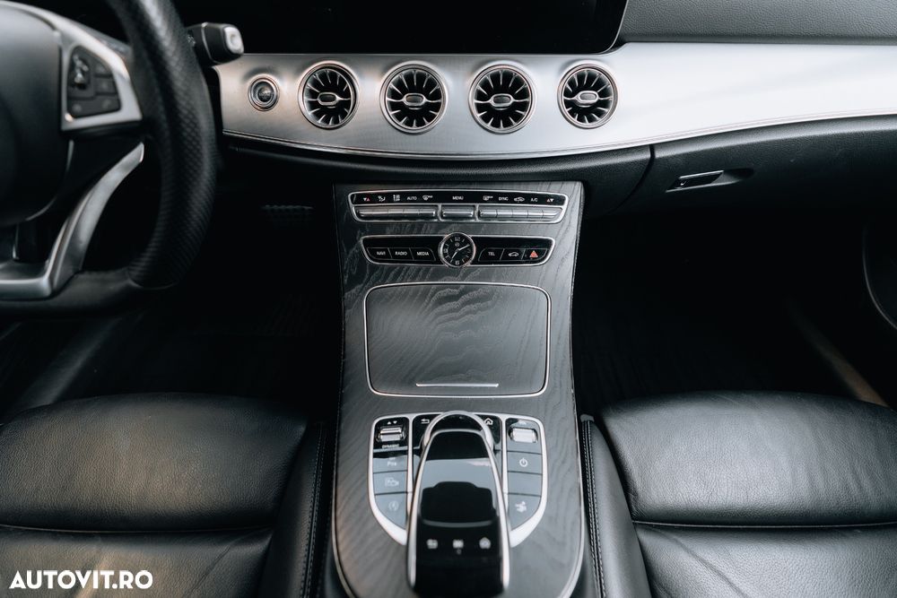 Mercedes-Benz E 220 d 4MATIC - 22