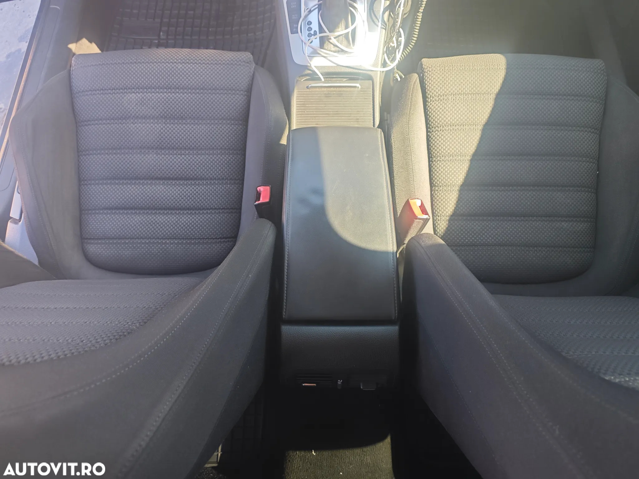 Volkswagen Passat Variant 2.0 TDI DPF DSG Highline - 35