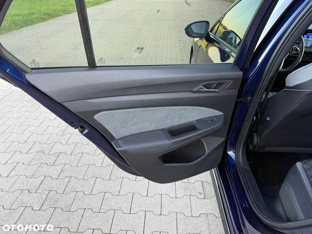 Volkswagen Golf 2.0 TDI SCR DSG R-Line - 21