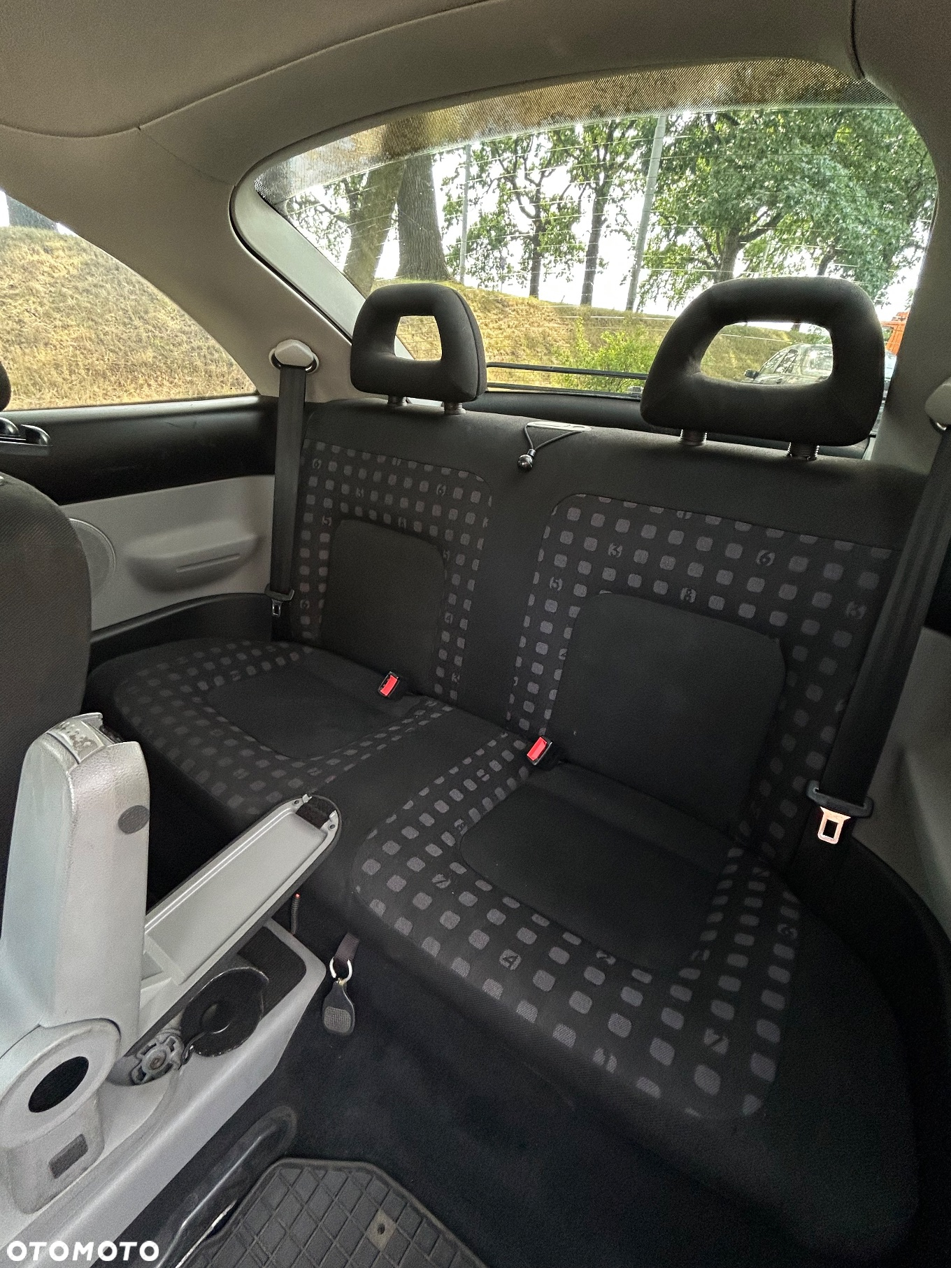 Volkswagen New Beetle 2.0 - 7