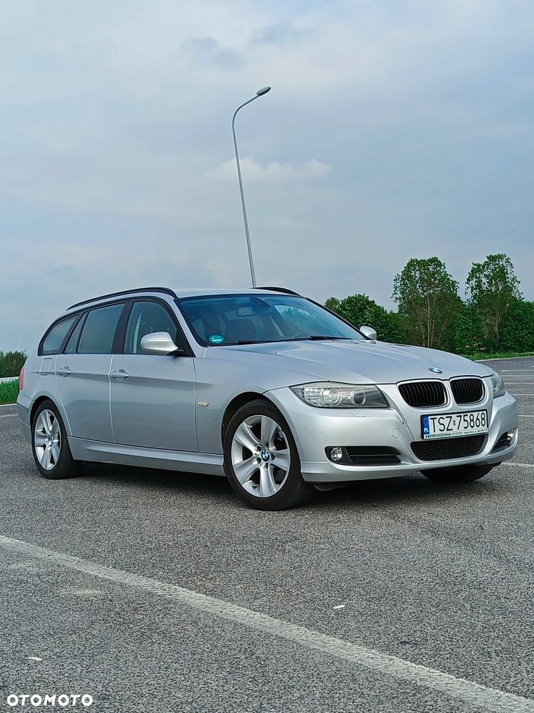 BMW Seria 3 318d - 16