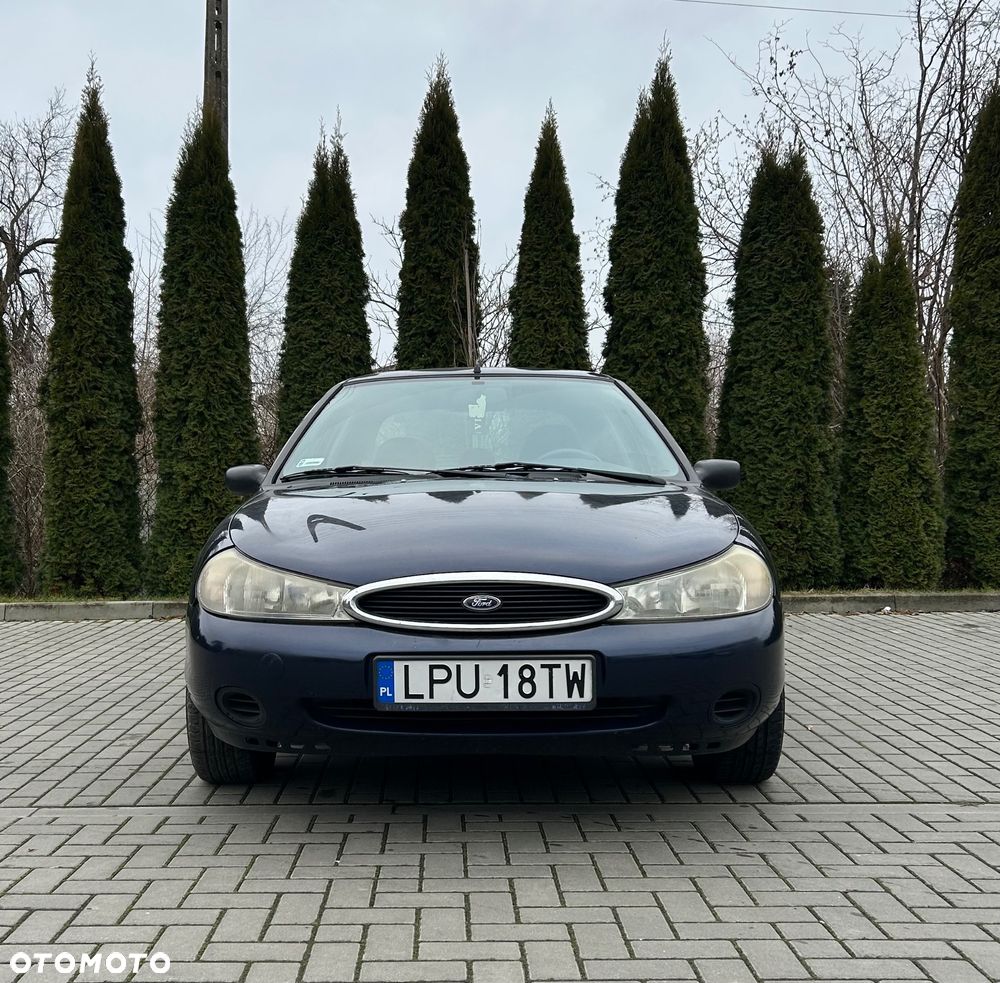 Ford Mondeo - 4