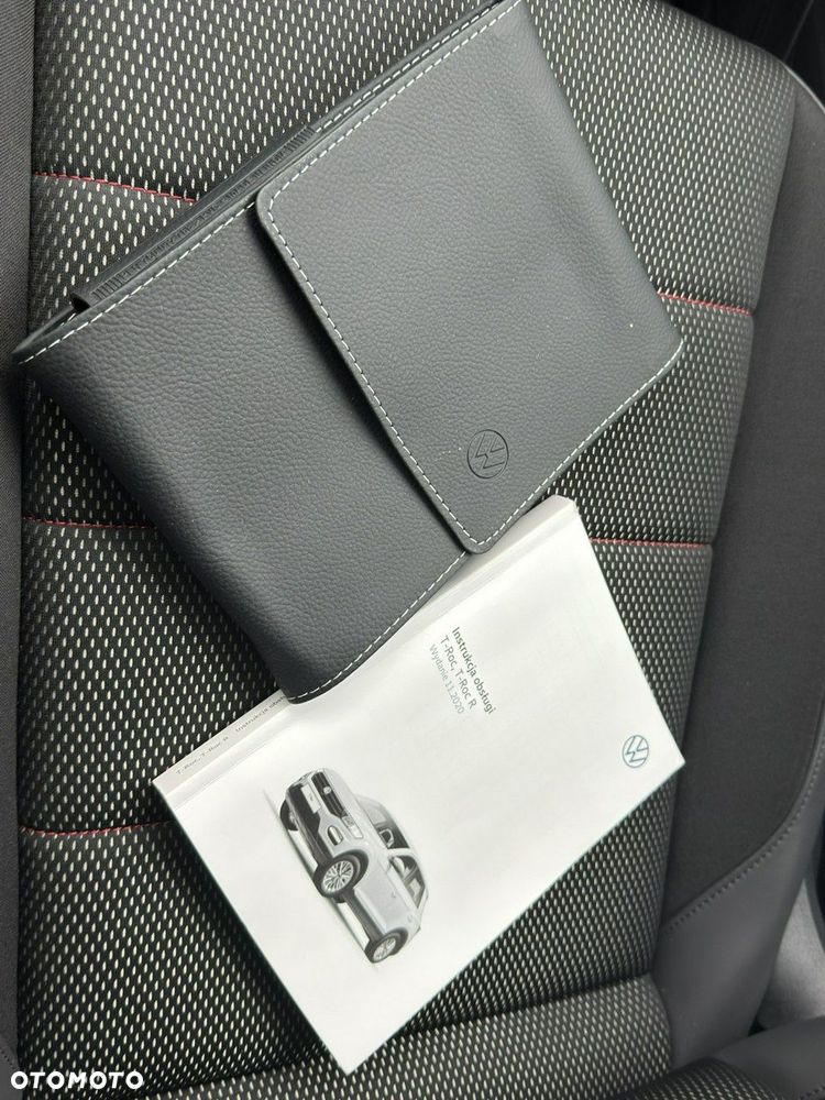 Volkswagen T-Roc - 30