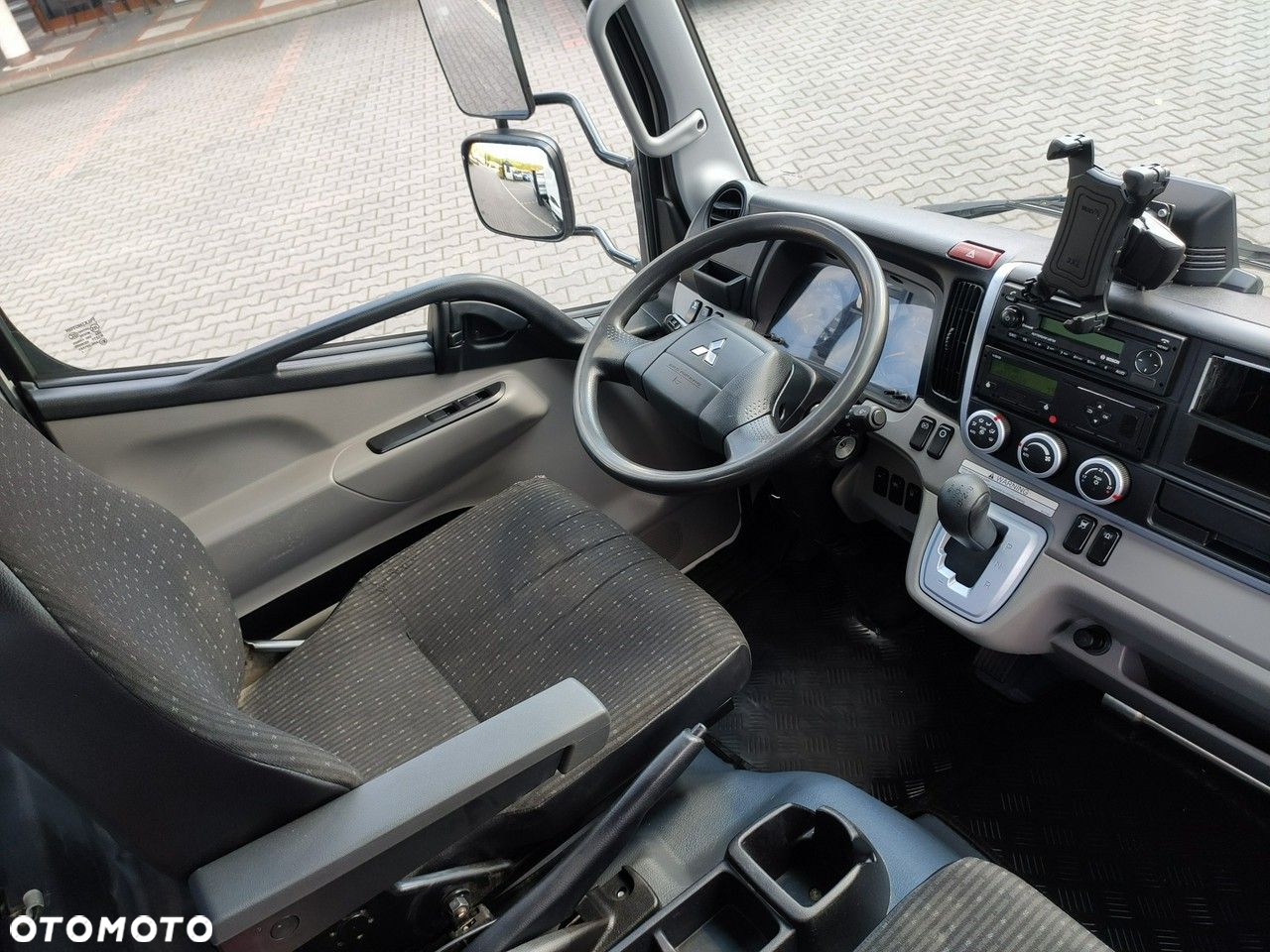 Mitsubishi Canter Fuso 9C18 3.0/180KM Automat, HDS FASSI F30 Wywrotka 3-str - 31