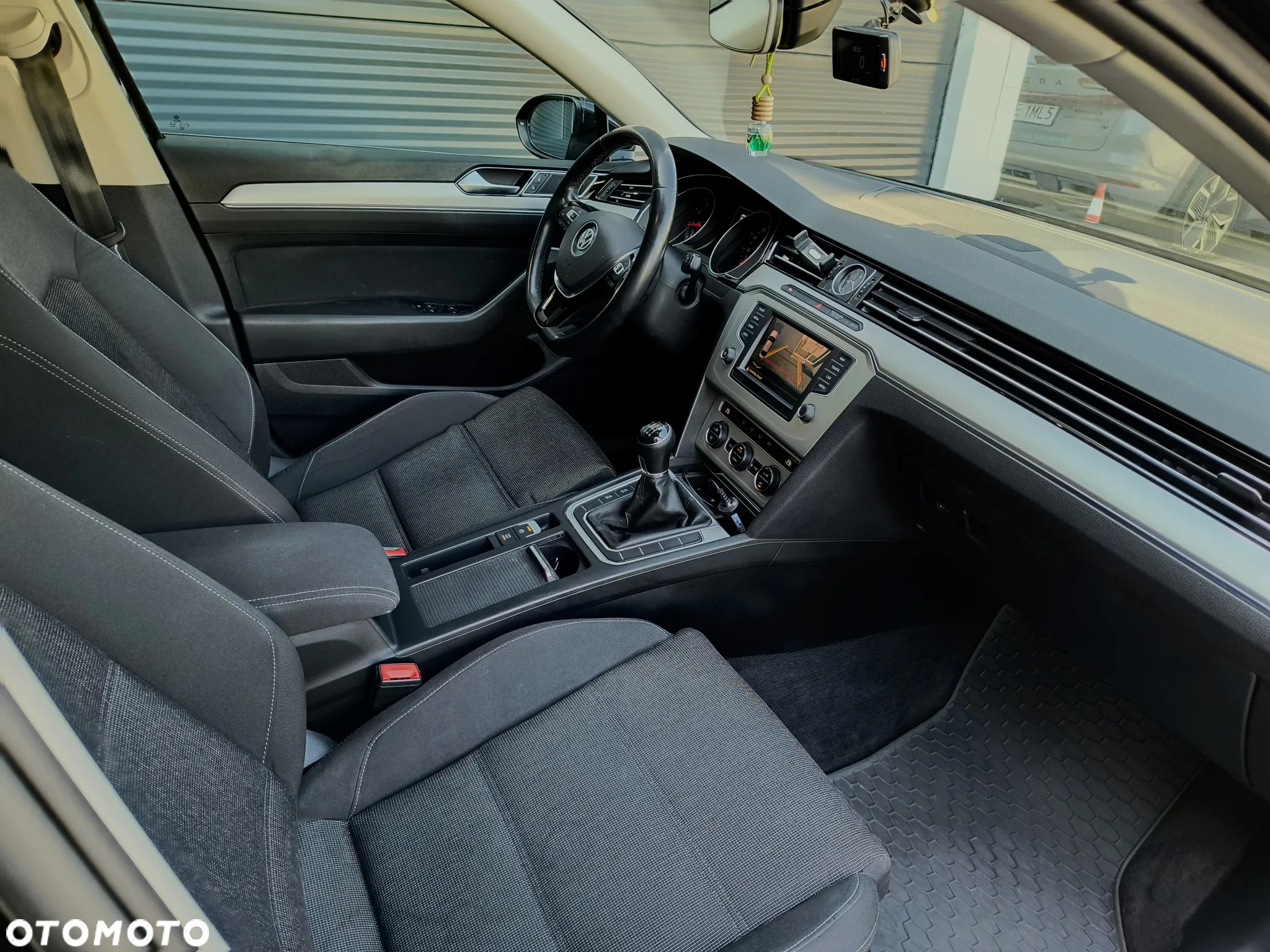 Volkswagen Passat 1.8 TSI BMT Comfortline - 11