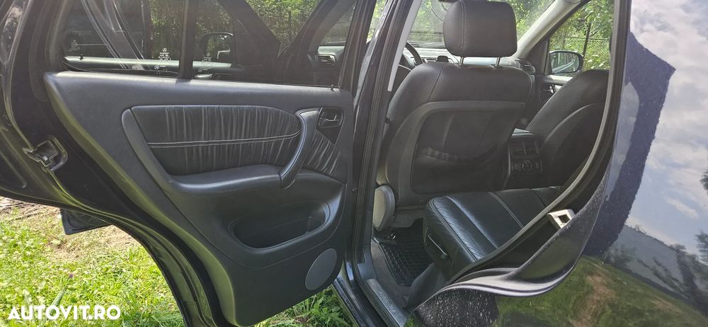Mercedes-Benz ML - 19