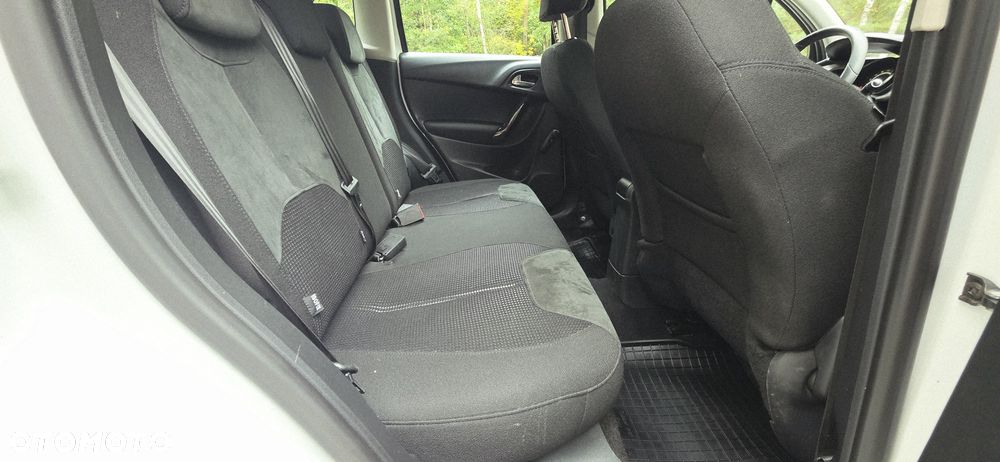 Citroën C3 1.6 BlueHDi Shine S&S - 10