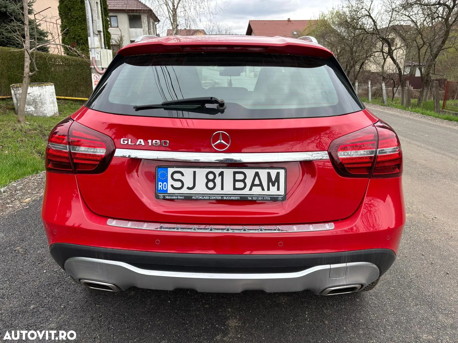 Mercedes-Benz GLA - 2