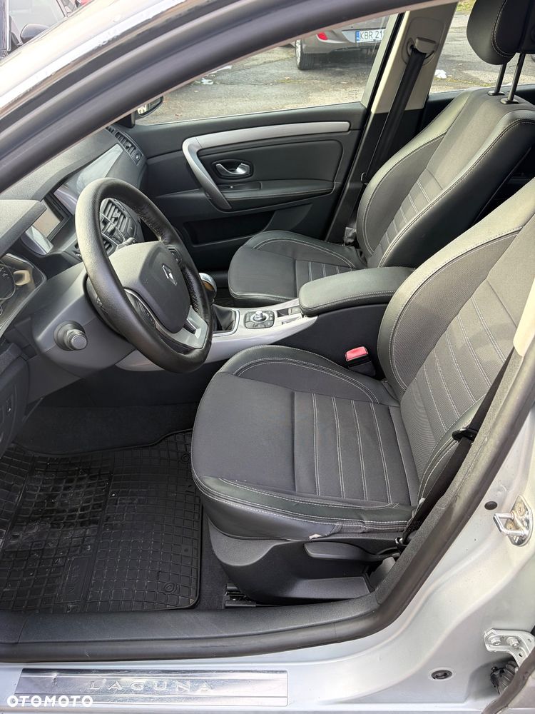 Renault Laguna dCi 110 FAP Dynamique - 20