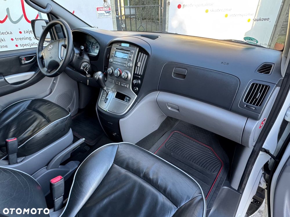 Hyundai H-1 Cargo teilverglast Autm HK - 20