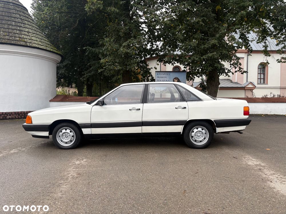 Audi 100 1.8 - 8