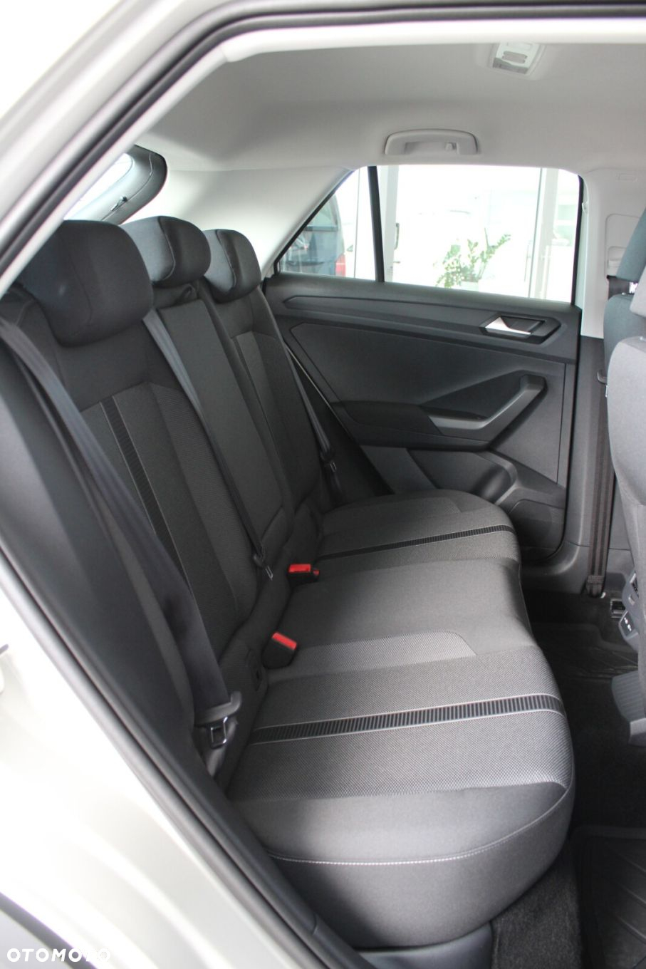 Volkswagen T-Roc - 9