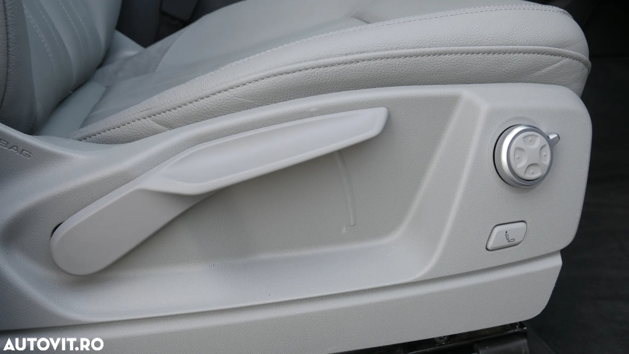 Audi Q5 2.0 40 TDI quattro S tronic Design - 18