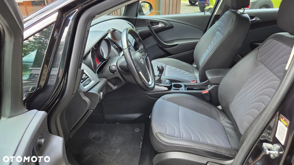 Opel Astra 1.4 Turbo Innovation - 22