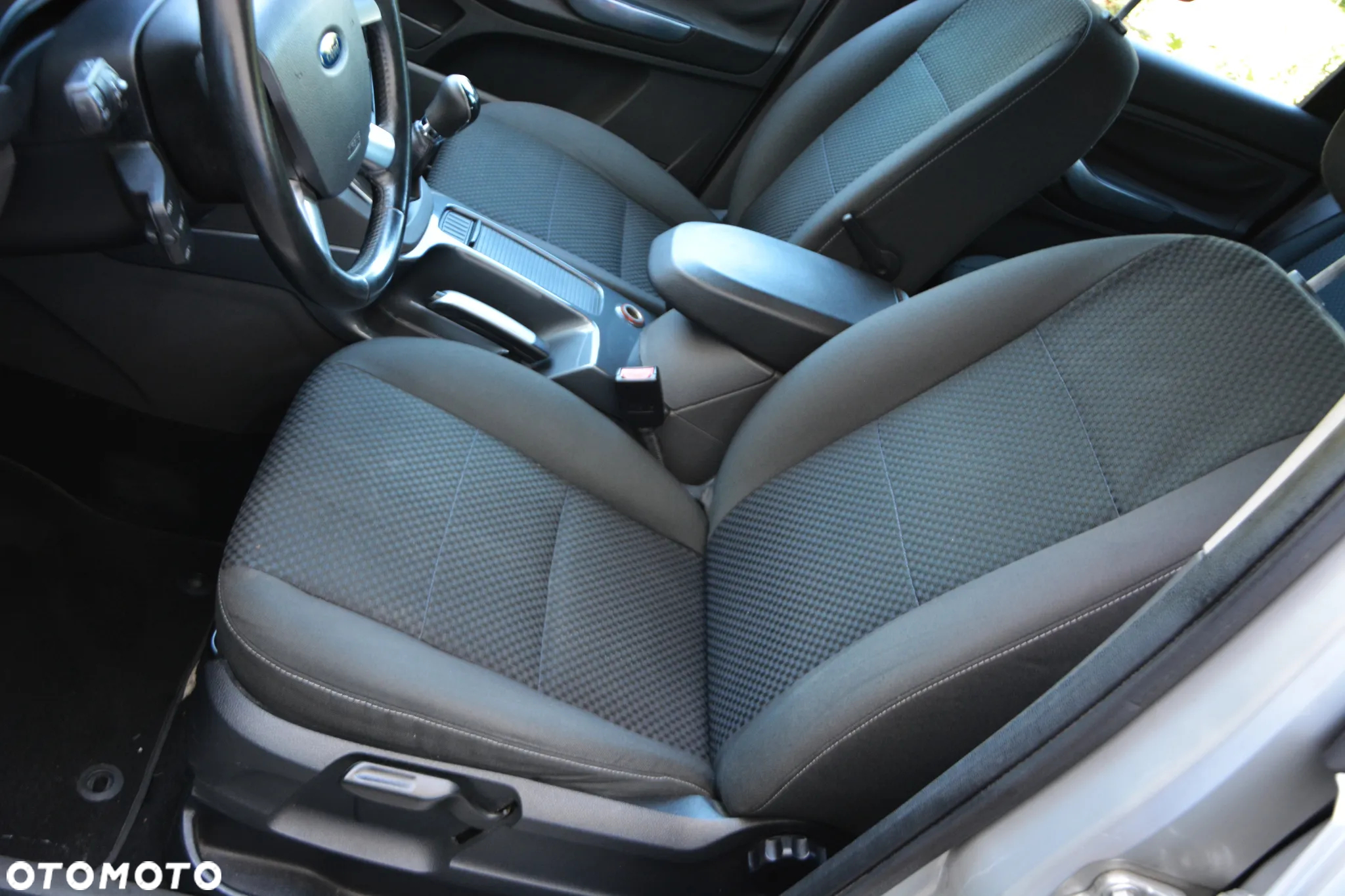 Ford C-MAX 1.6 TDCi DPF Style - 27