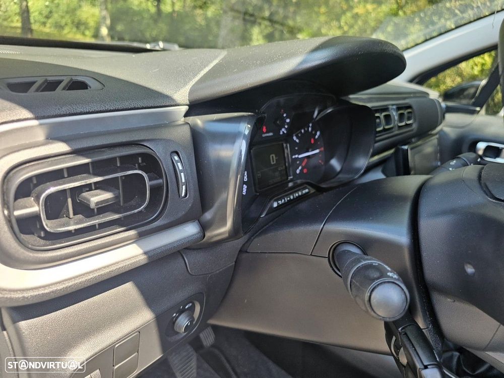 Citroën C3 1.2 PureTech Shine - 10