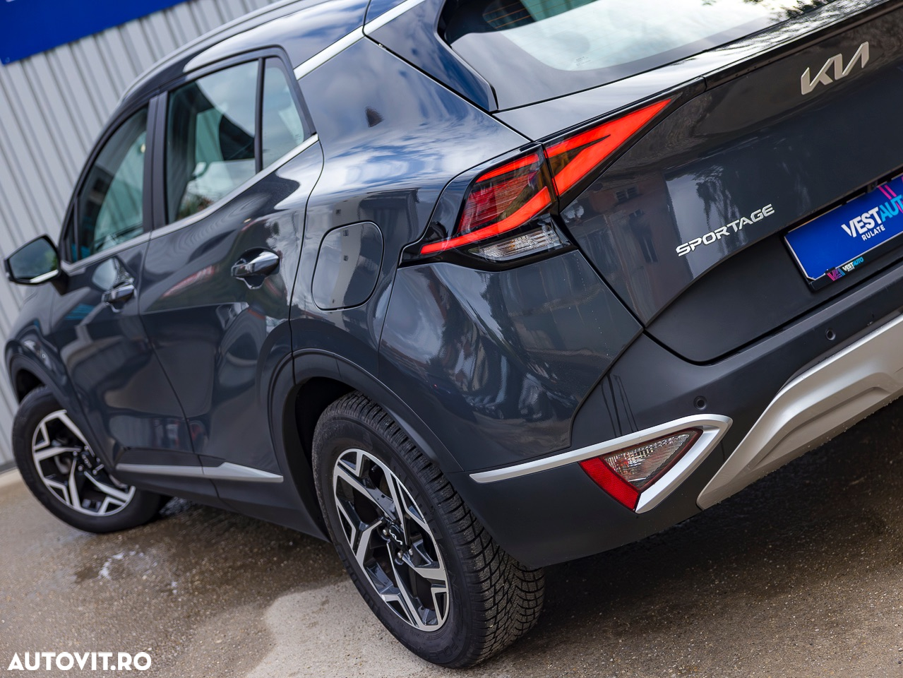 Kia Sportage 1.6 DSL MHEV 7DCT HP 4x2 Business Line - 13