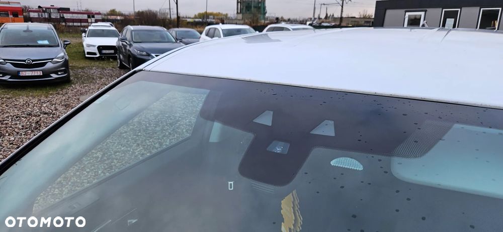 Land Rover Discovery Sport ver-2-0-d150 - 13