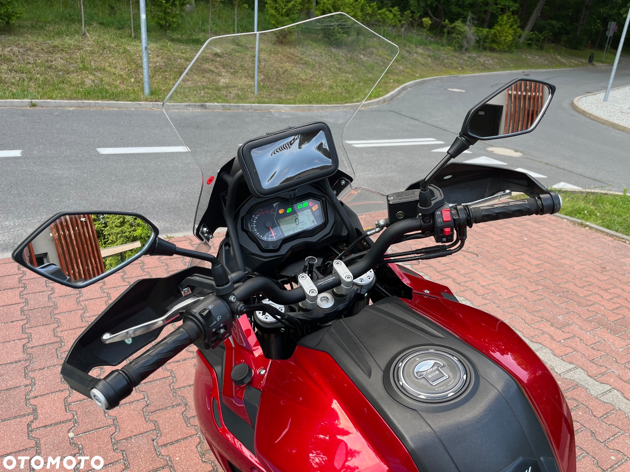 Benelli TRK 502 - 7