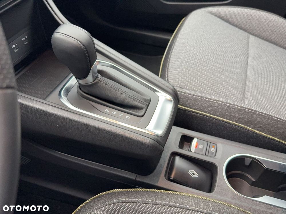 Renault Captur 1.3 TCe mHEV Techno EDC - 29