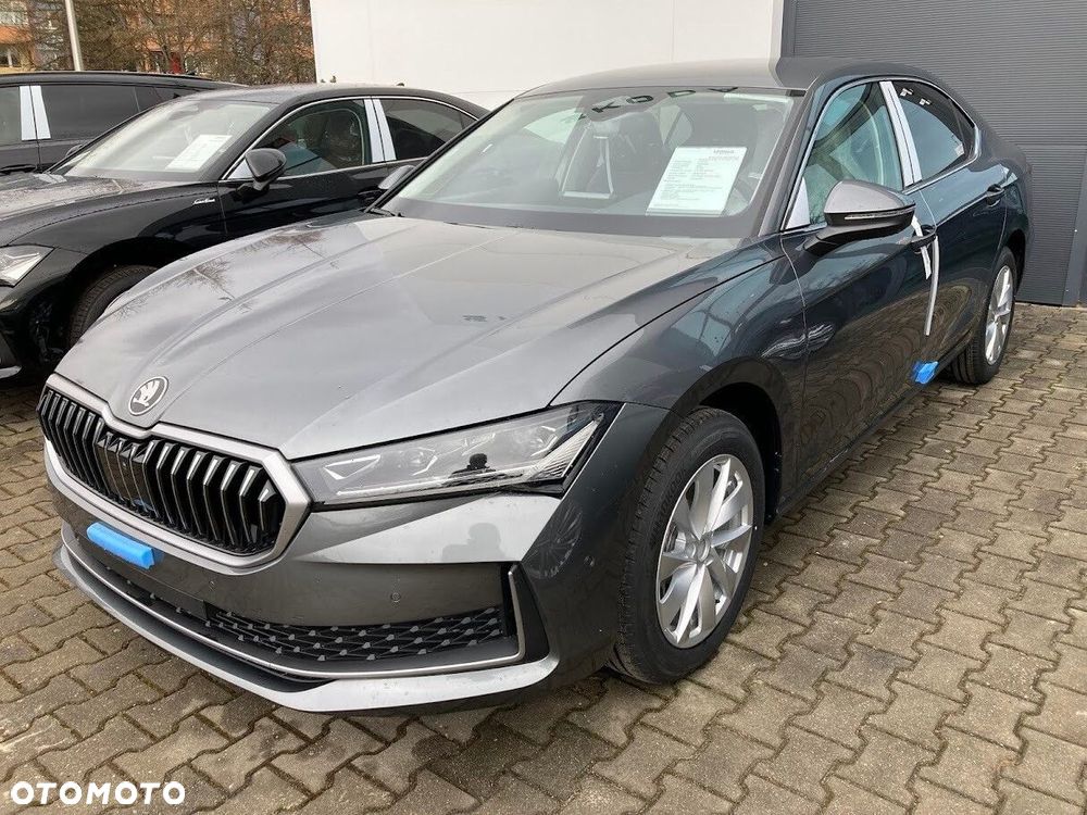 Skoda Superb 2.0 TSI Edition 130 DSG - 1