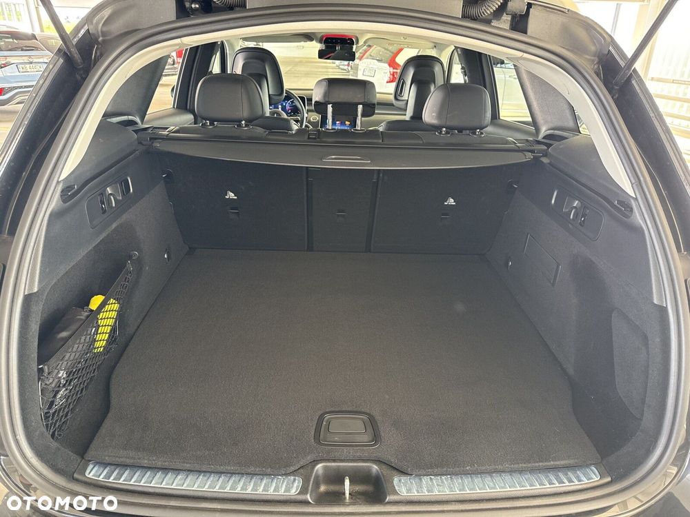 Mercedes-Benz GLC - 25