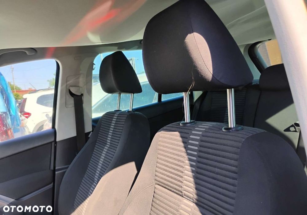 Volkswagen Tiguan - 9