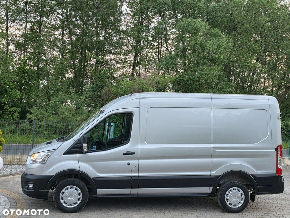 Ford Transit - 22