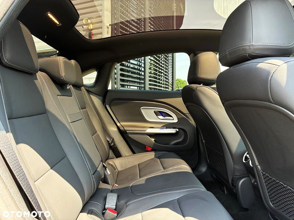 Mercedes-Benz CLA - 16