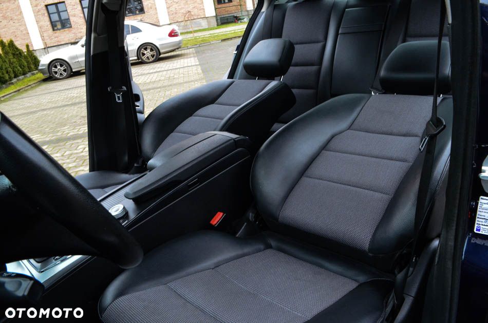 Mercedes-Benz Klasa C - 37