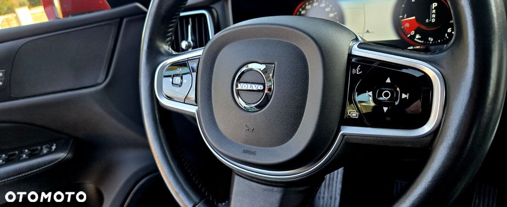 Volvo V60 Cross Country D4 AWD Geartronic Pro - 23