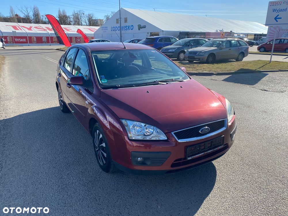 Ford Focus 1.6 16V Ghia - 5