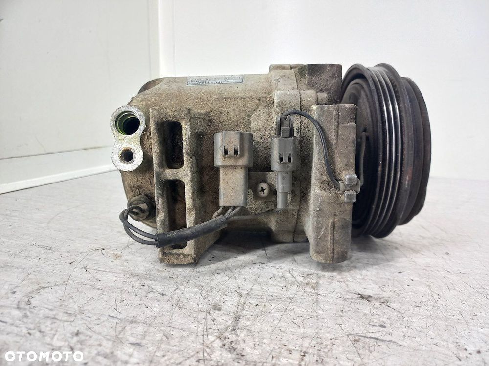 POMPA, SPRĘŻARKA KLIMATYZACJI SUBARU FORESTER I 2F67045010 2.0 16V - 2