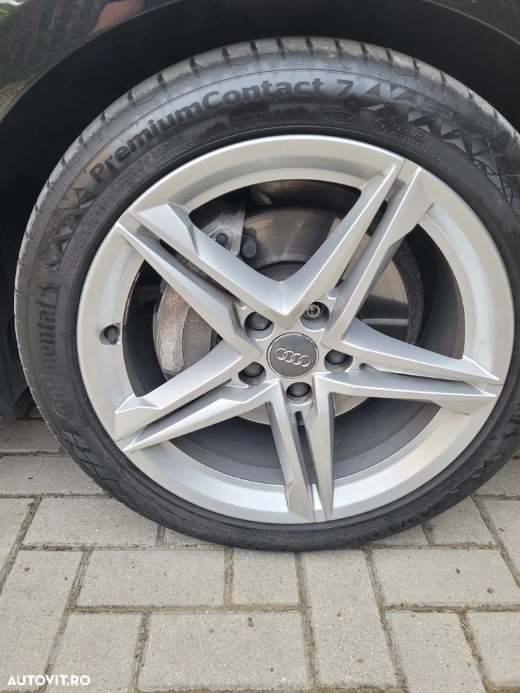 Audi A4 Avant 2.0 40 TDI quattro S tronic S Line - 7